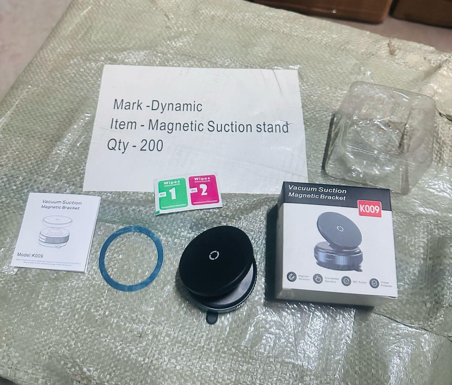 Magnetic Suction Phone Holder - Femme Bazaar